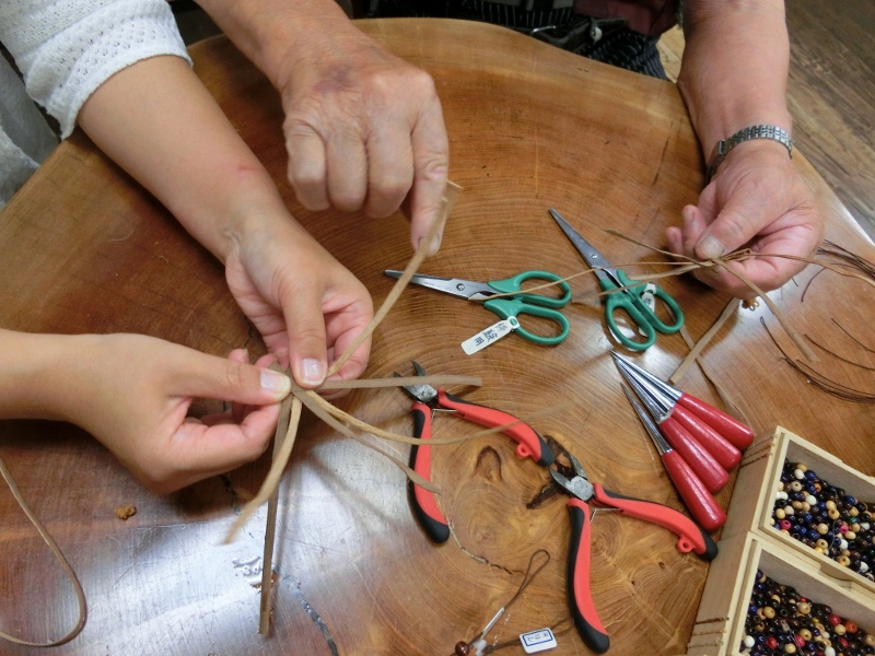 奥会津　三島町　編み組細工　体験